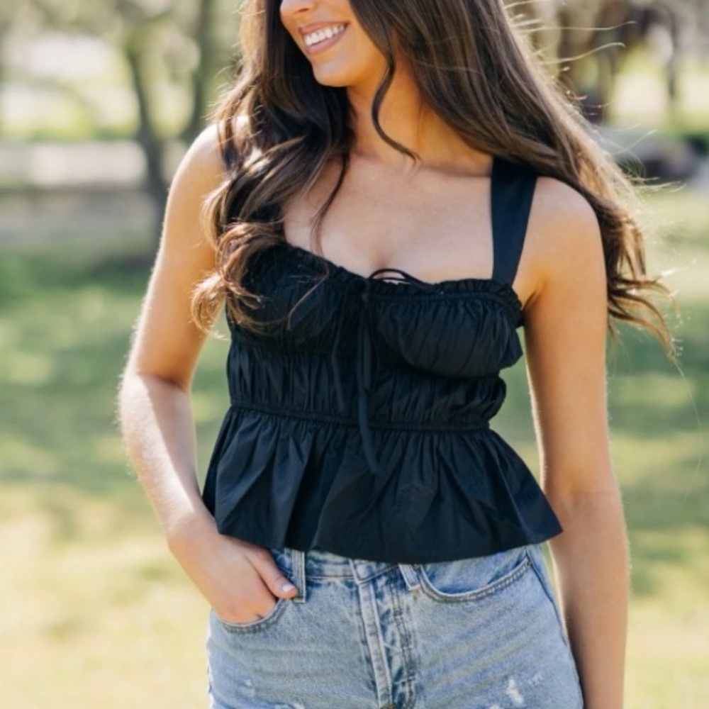 NWT SALTED HOUSES Boutique Black Sleeveless Bow Tie Top Medium